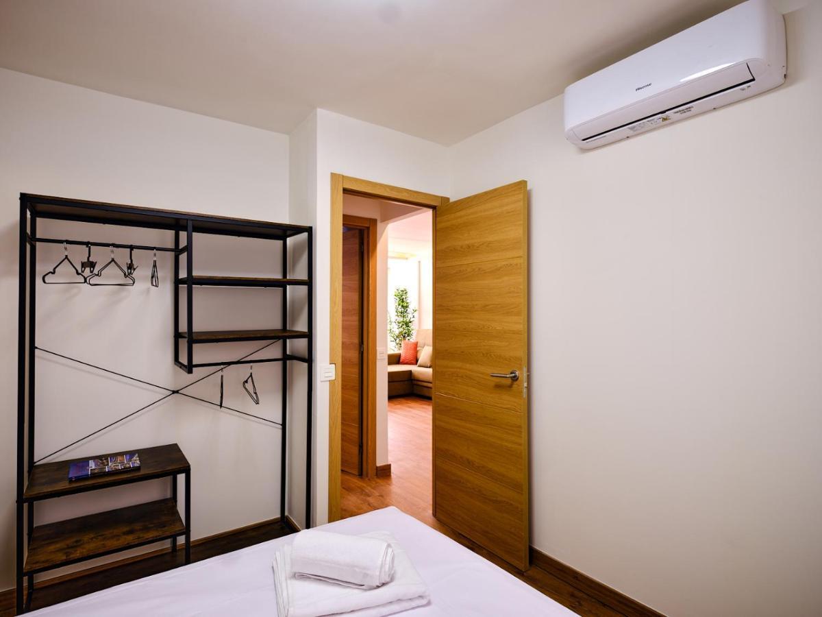 Leo Home- Bright & Centric 3 Bedrooms Apartment With Private Parking Included Malaga Exterior photo
